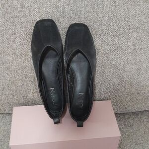 Deltan Women's Black Suede Loafers